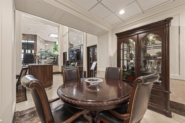 3525 Sage Road 1405, Houston, TX 77056