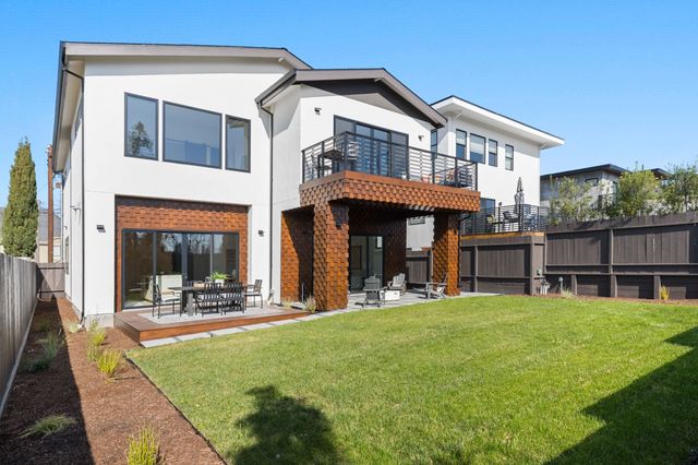 761 Calmar Ave, Oakland, CA 94610