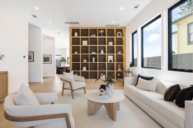 761 Calmar Ave, Oakland, CA 94610