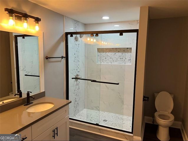 318 Willowwind Drive, Loganville, GA 30052