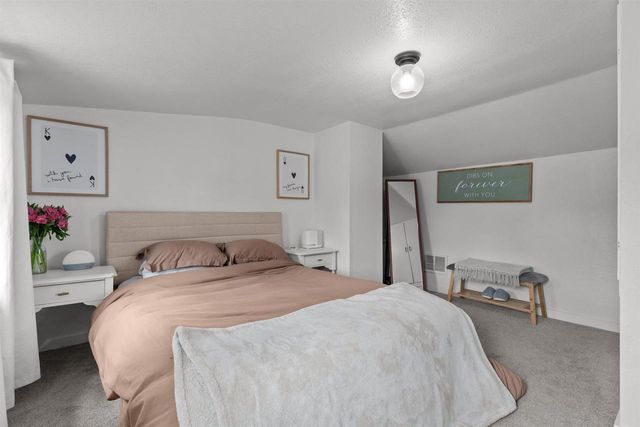 713 N SAWYER STREET, Oshkosh, WI 54902