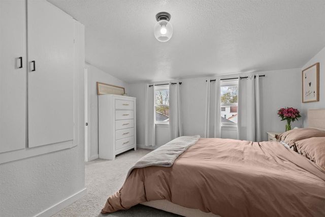 713 N SAWYER STREET, Oshkosh, WI 54902