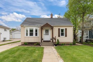 713 N SAWYER STREET, Oshkosh, WI 54902