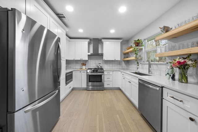 7901 Seminary Ridge DR, Austin, TX 78745