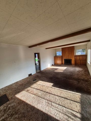 6054 Outlook Ave, Oakland, CA 94605