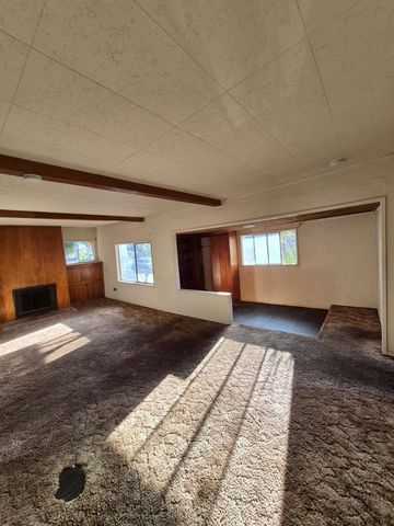 6054 Outlook Ave, Oakland, CA 94605