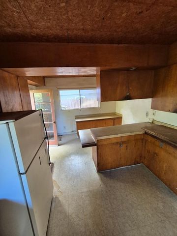 6054 Outlook Ave, Oakland, CA 94605