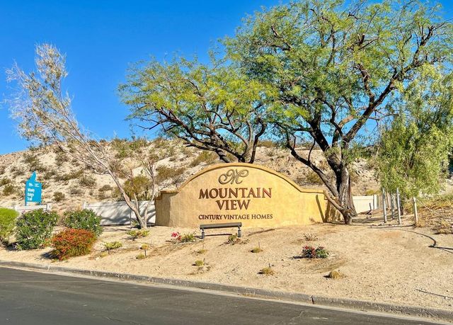 9086 Silver Star Avenue, Desert Hot Springs, CA 92240