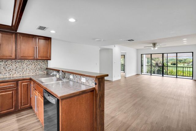 1701 Presidential Way A201, West Palm Beach, FL 33401