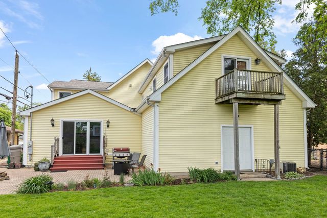 339 8th Street, Downers Grove, IL 60515