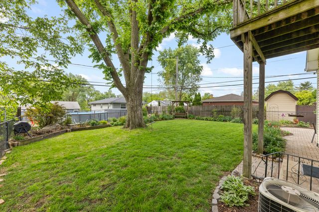 339 8th Street, Downers Grove, IL 60515