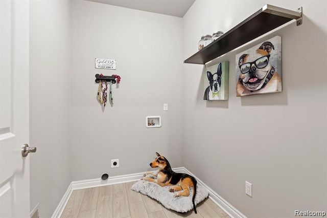 2245 Chase Drive 107, Howell, MI 48855