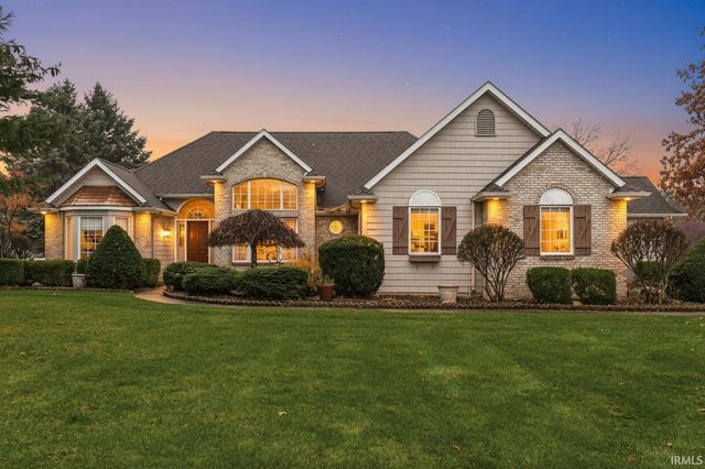 57125 Bluff Crest Drive, Elkhart, IN 46516