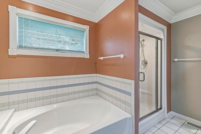 57125 Bluff Crest Drive, Elkhart, IN 46516