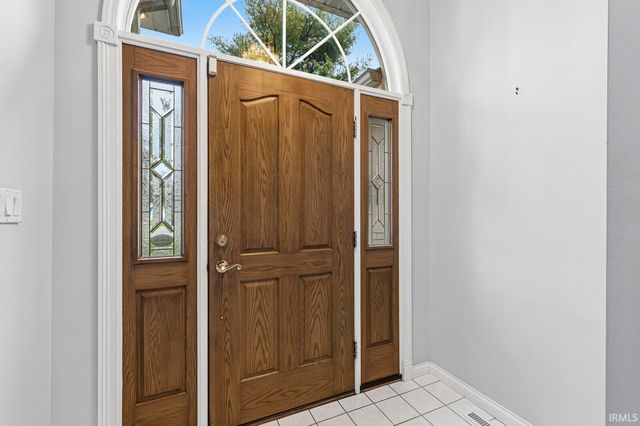 57125 Bluff Crest Drive, Elkhart, IN 46516