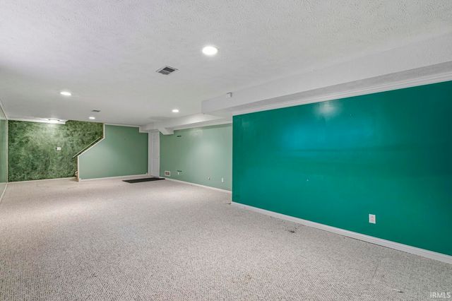 57125 Bluff Crest Drive, Elkhart, IN 46516