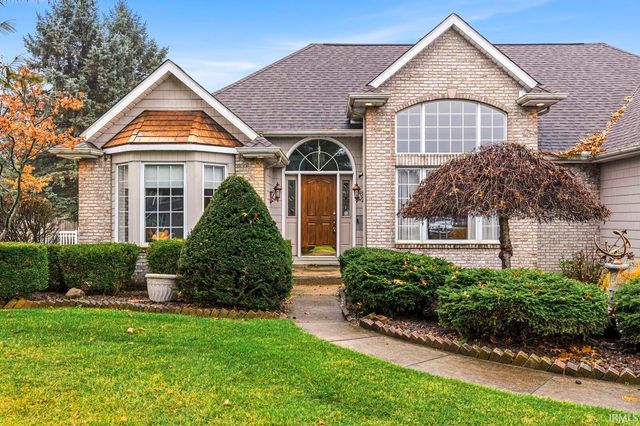 57125 Bluff Crest Drive, Elkhart, IN 46516