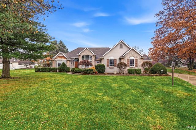 57125 Bluff Crest Drive, Elkhart, IN 46516