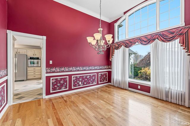 57125 Bluff Crest Drive, Elkhart, IN 46516