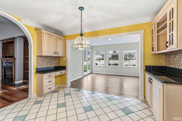 57125 Bluff Crest Drive, Elkhart, IN 46516