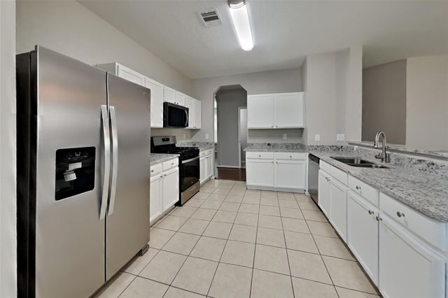 22022 Willow Downs Drive, Tomball, TX 77375