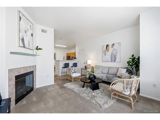 912 S Yampa St 107, Aurora, CO 80017