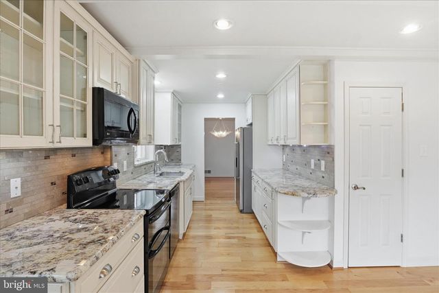 4100 TIDEWATER CT, Alexandria, VA 22309