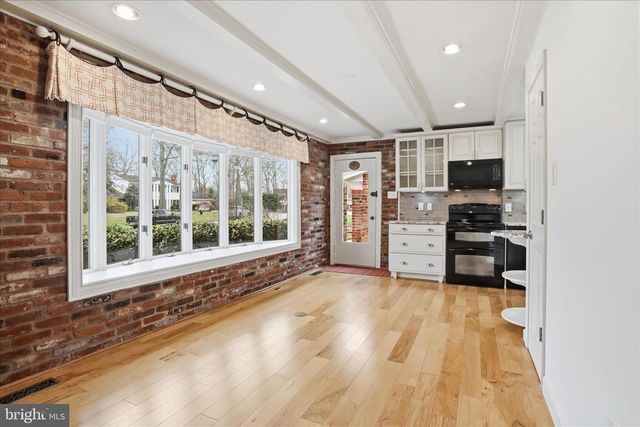 4100 TIDEWATER CT, Alexandria, VA 22309