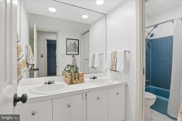 4100 TIDEWATER CT, Alexandria, VA 22309