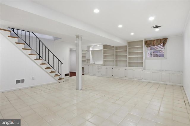 4100 TIDEWATER CT, Alexandria, VA 22309