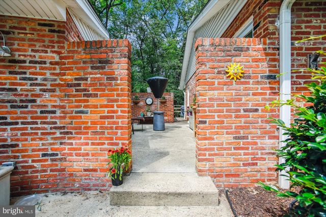 4100 TIDEWATER CT, Alexandria, VA 22309