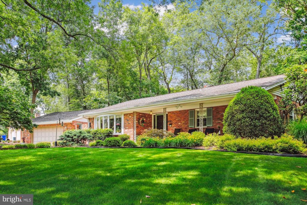 4100 TIDEWATER CT, Alexandria, VA 22309