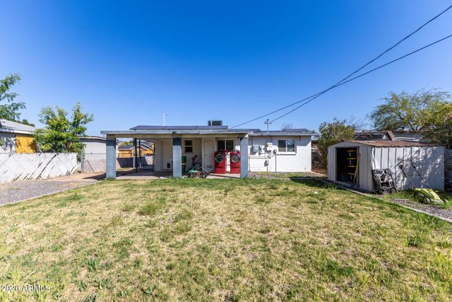 2301 E LYNNE Lane, Phoenix, AZ 85042