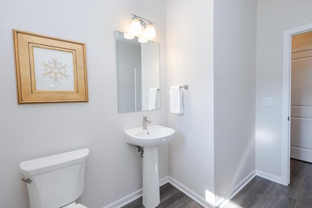 310 Paradise COURT, Hartland, WI 53029