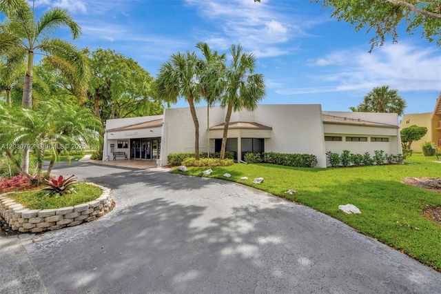 6800 Royal Palm Boulevard 302F, Margate, FL 33063