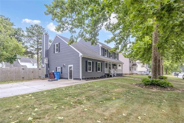 408 Knells Ridge DR, Chesapeake, VA 23320