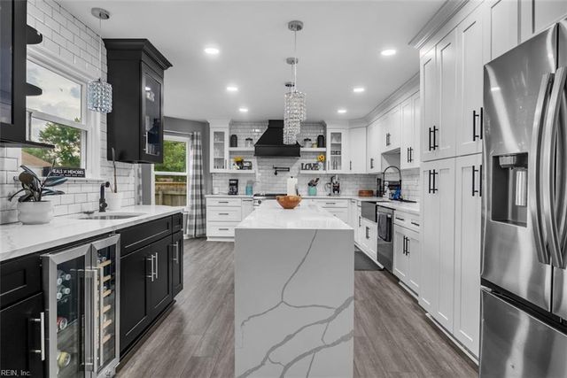 408 Knells Ridge DR, Chesapeake, VA 23320