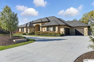 17445 Valley Drive, Omaha, NE 68130