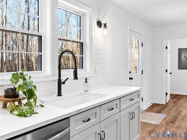 5908 Old Buckingham Rd, Powhatan, VA 23139