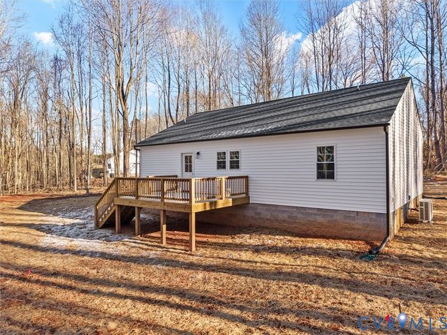 5908 Old Buckingham Rd, Powhatan, VA 23139