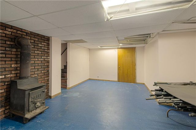 2824 Sunburst Drive, Smithville, MO 64089