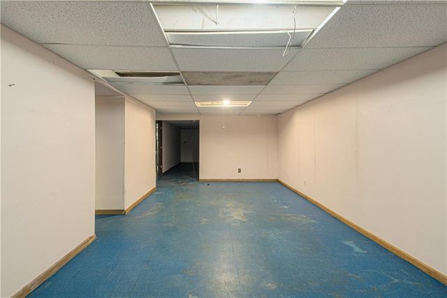 2824 Sunburst Drive, Smithville, MO 64089