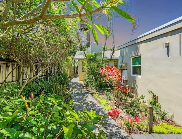 1449 NE 23RD Street, Wilton Manors, FL 33305