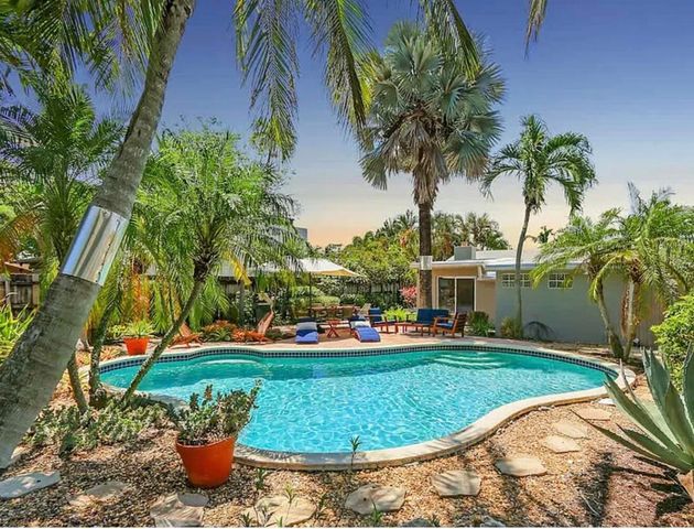 1449 NE 23RD Street, Wilton Manors, FL 33305