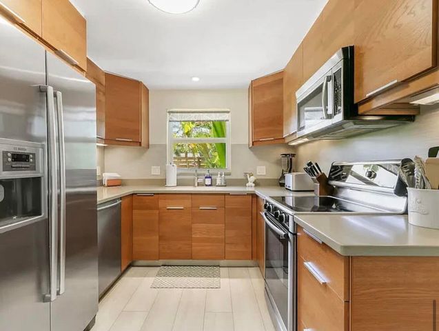 1449 NE 23RD Street, Wilton Manors, FL 33305