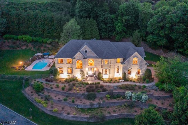 37 Gregory Ave, West Orange Twp., NJ 07052