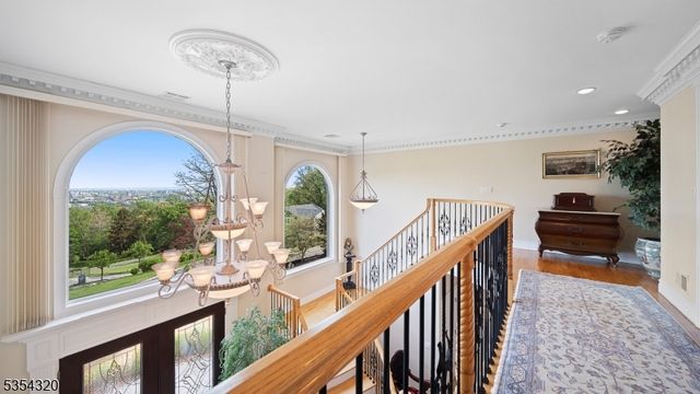 37 Gregory Ave, West Orange Twp., NJ 07052