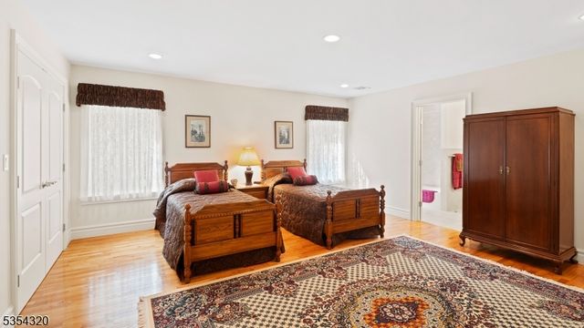 37 Gregory Ave, West Orange Twp., NJ 07052