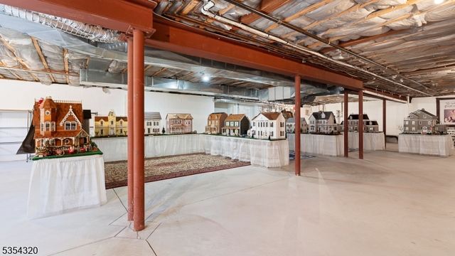 37 Gregory Ave, West Orange Twp., NJ 07052