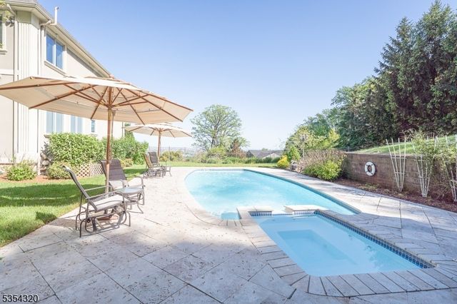 37 Gregory Ave, West Orange Twp., NJ 07052